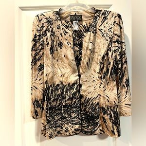 Alex Evening black & beige 2 piece sweater set. Size L